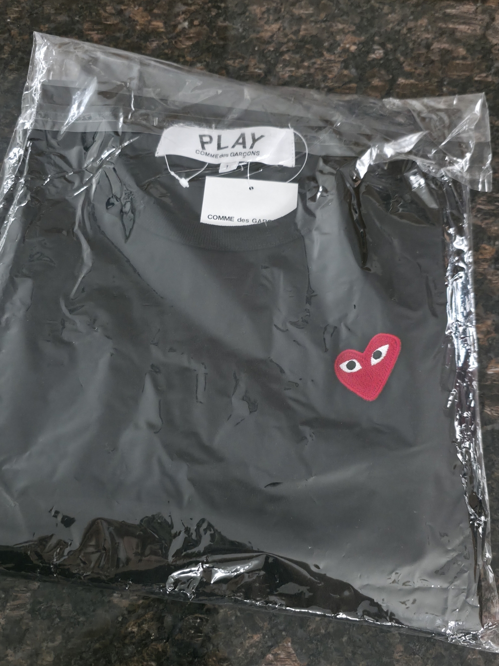 [NEW] Comme des Garçons Black Long-Sleeve Tee with Red Heart Patch - Picture 6 of 6